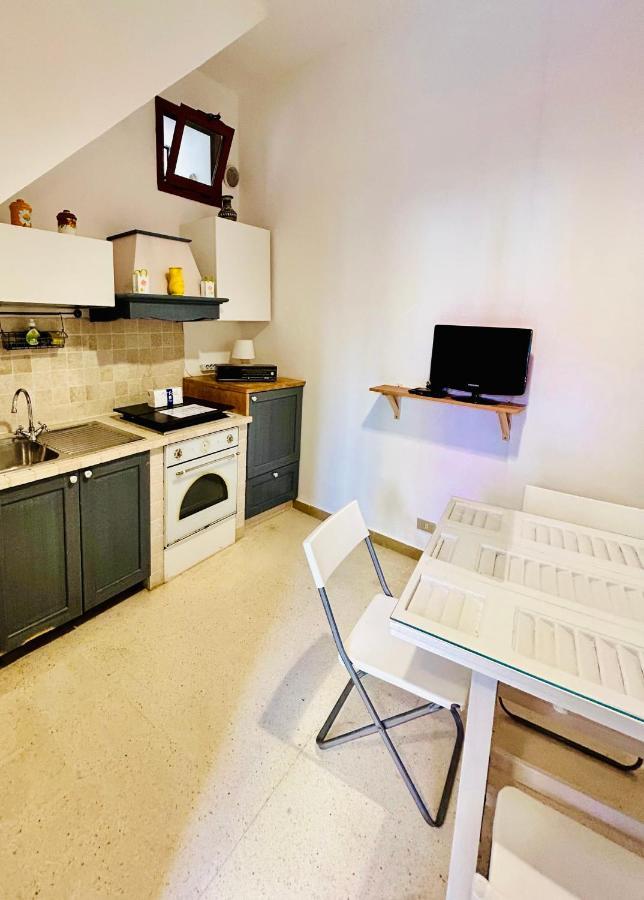 Santa Scolastica Home Барі Екстер'єр фото