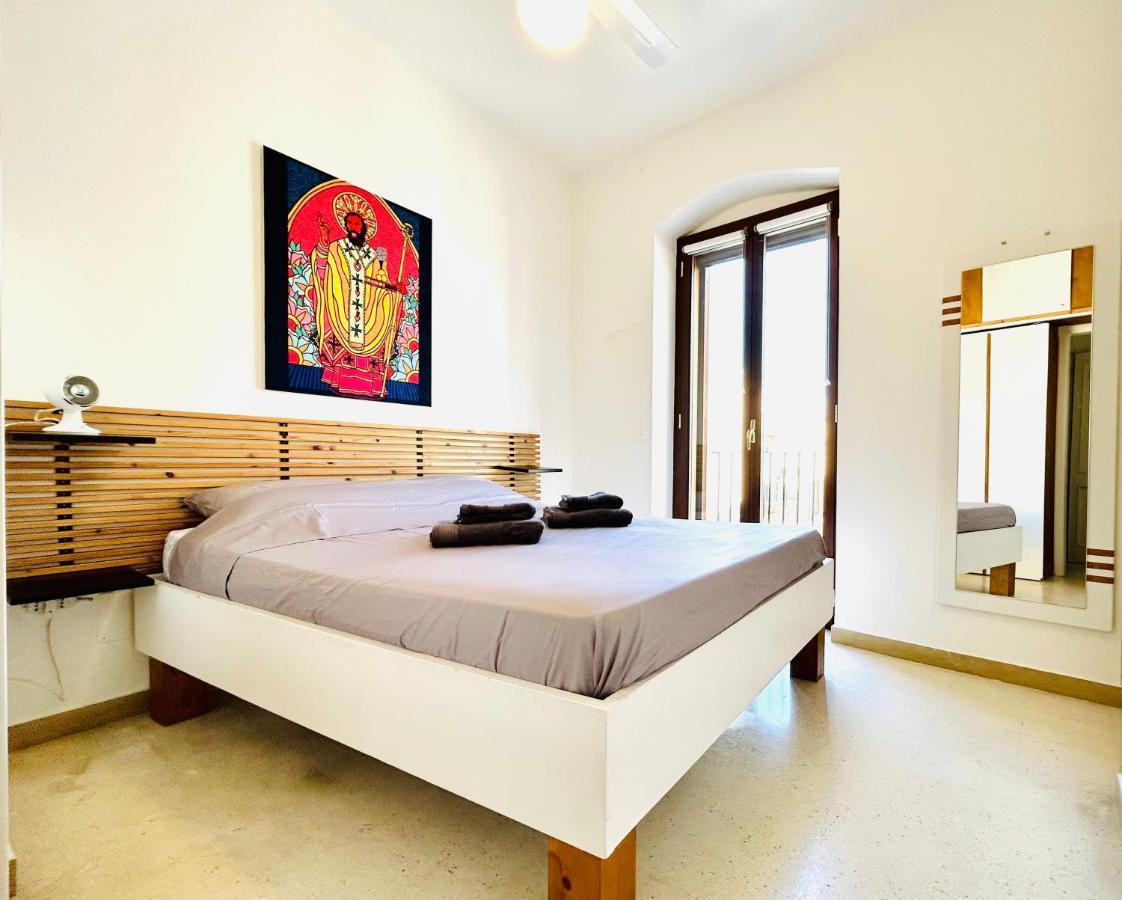 Santa Scolastica Home Барі Екстер'єр фото